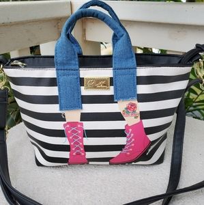 OHHHH SO CUTE BETSEY JOHNSON CROSSBODY HANDBAG